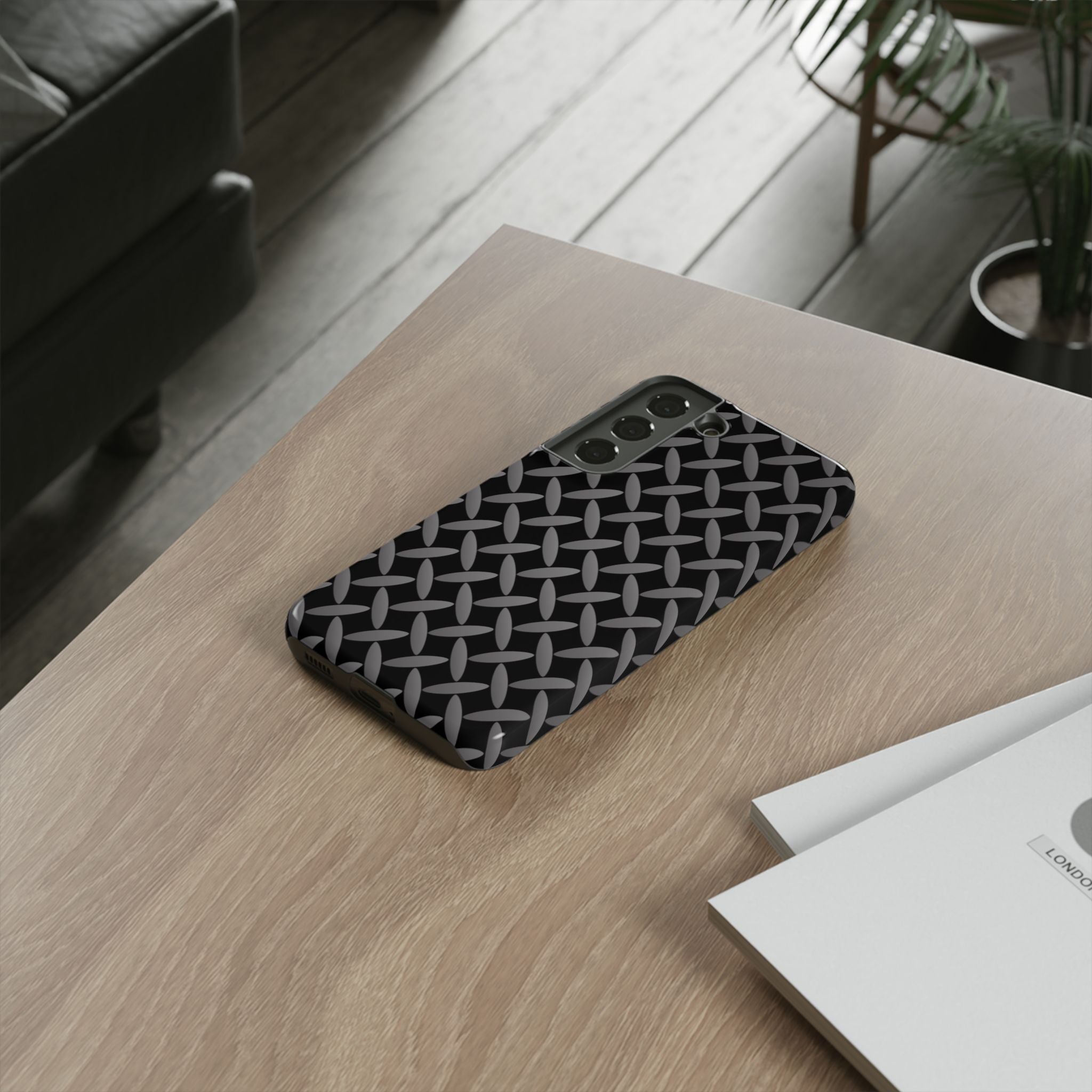 Durable Phone Case Black - Tough Cases with Stylish Diamond Plate Design - Samsung