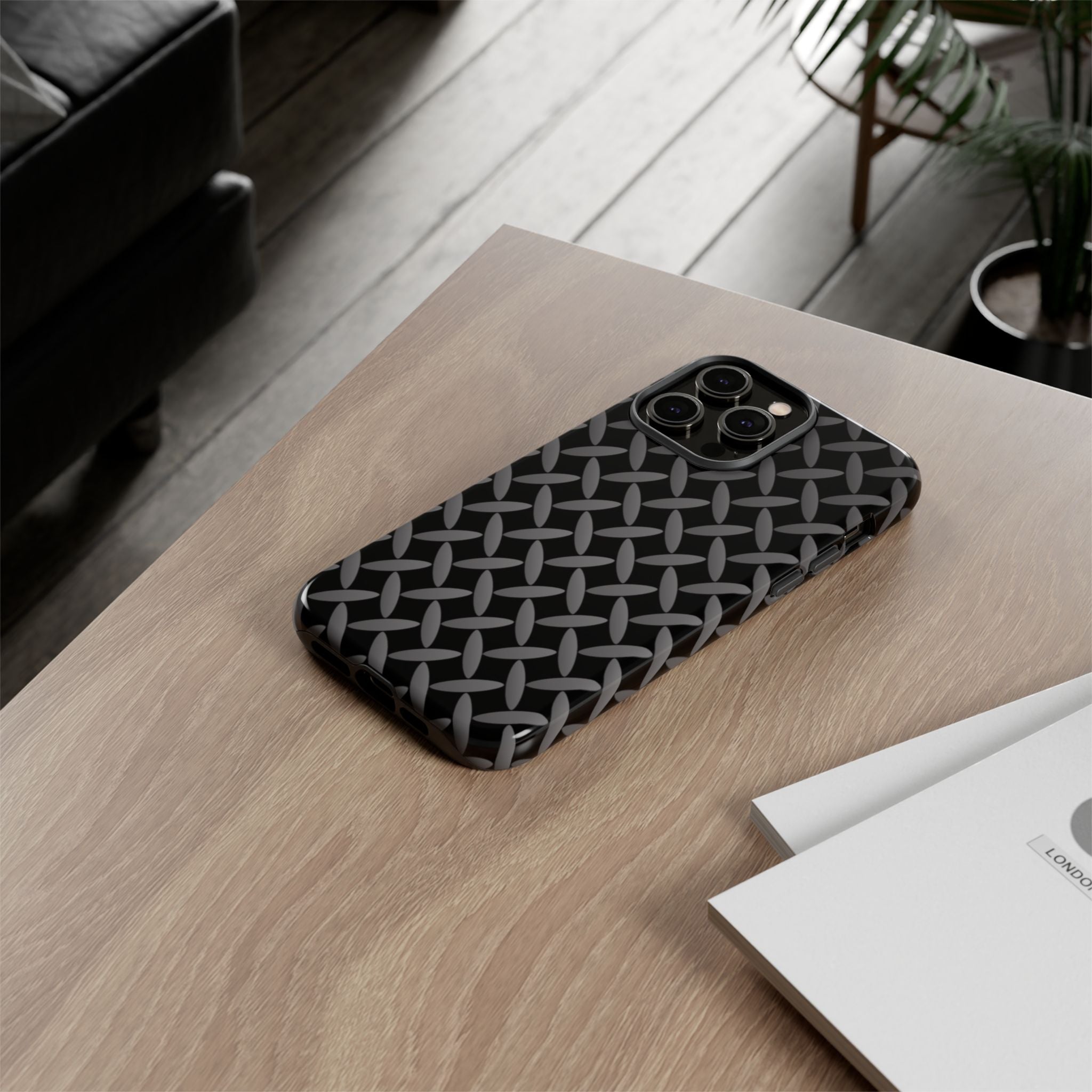 Durable Phone Case Black - Tough Cases with Stylish Diamond Plate Design - iPhones